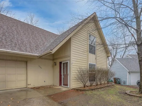 2404 Bryce Ct, Lawrence, KS 66047