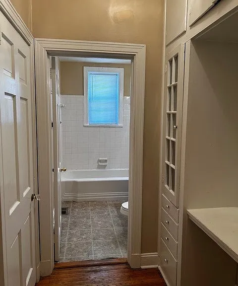 100 Bradford Ave #4 — Photo 7