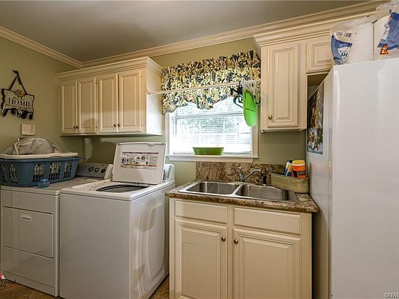 5th image of 10345 Meadowview Dr