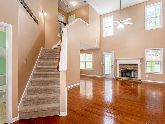 2nd image of 343 Moriah Ln