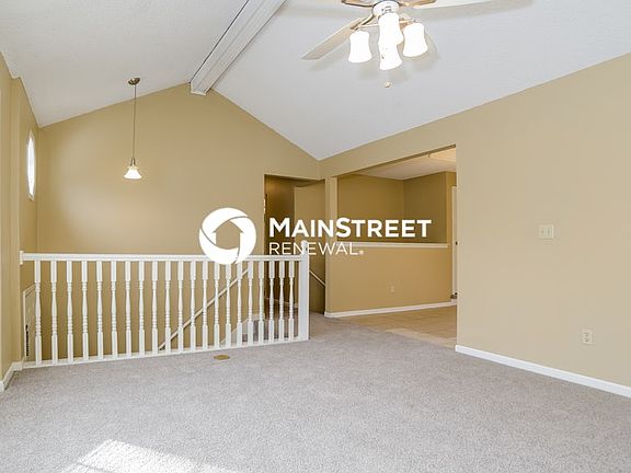 5th image of 4900 N Fremont Ave