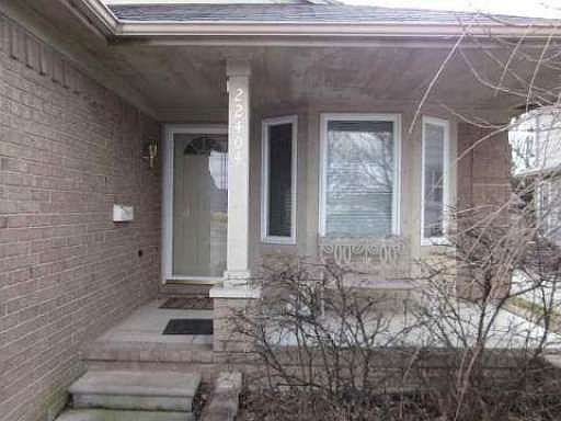 1st image of 22404 Maple St