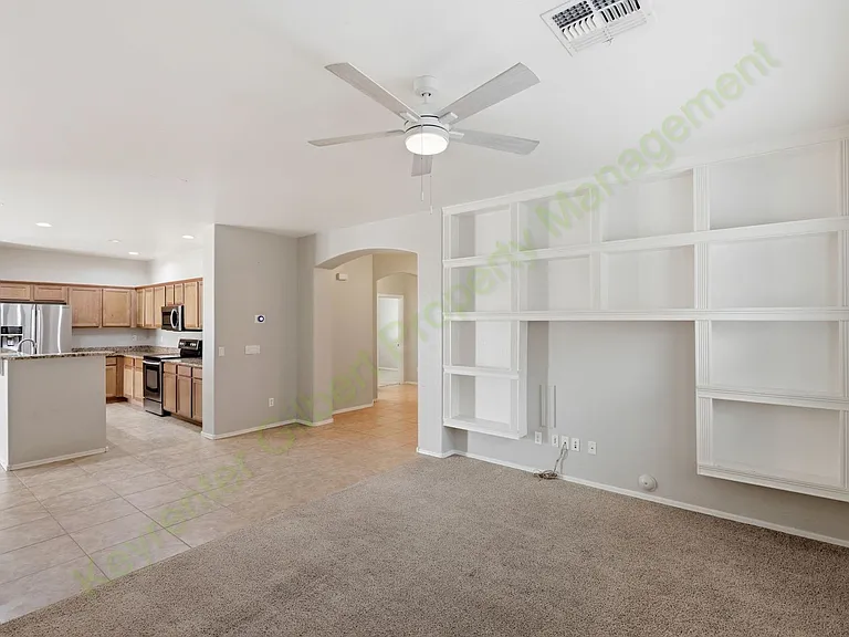 35734 N Zachary Rd — Photo 6
