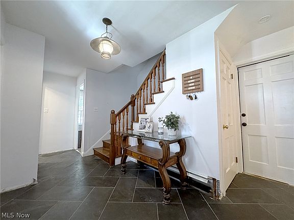 3rd image of 1333 Clearview Rd