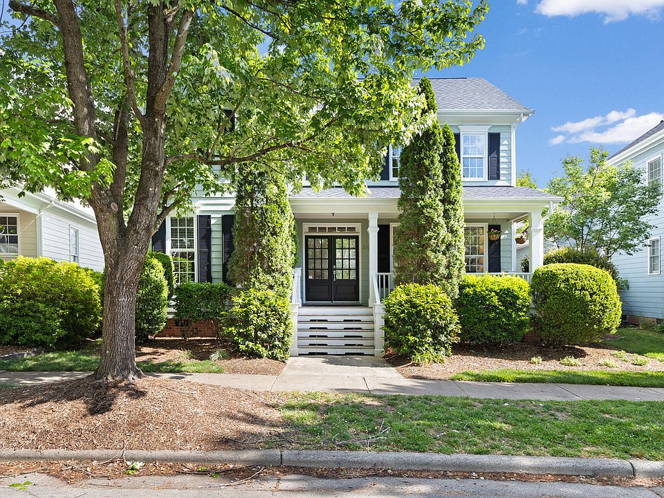 1st image of 304 Glade St