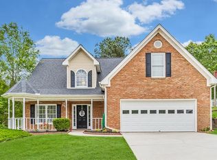 553 Savannah Rose Way, Lawrenceville, GA 30045