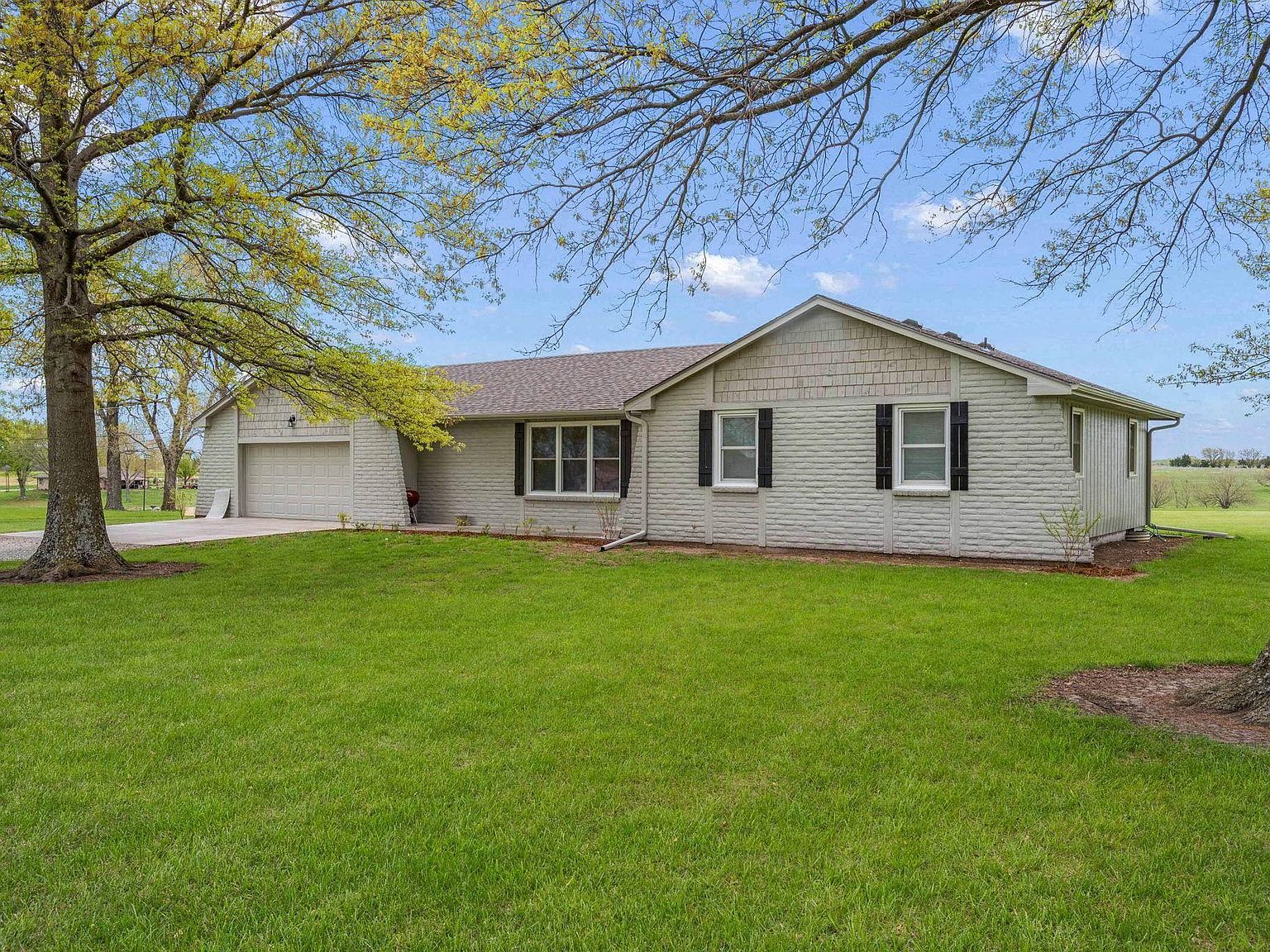 5430 SE Berryton Rd, Berryton, KS 66409 Zillow