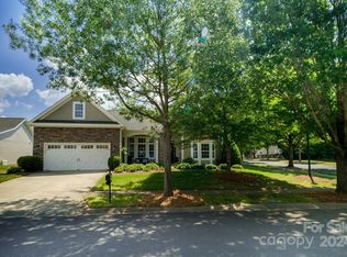 8641 Sequoia Grove Ln, Charlotte, NC 28214