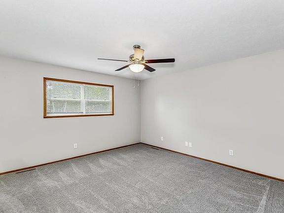 2nd image of 1927 W Anita Ave