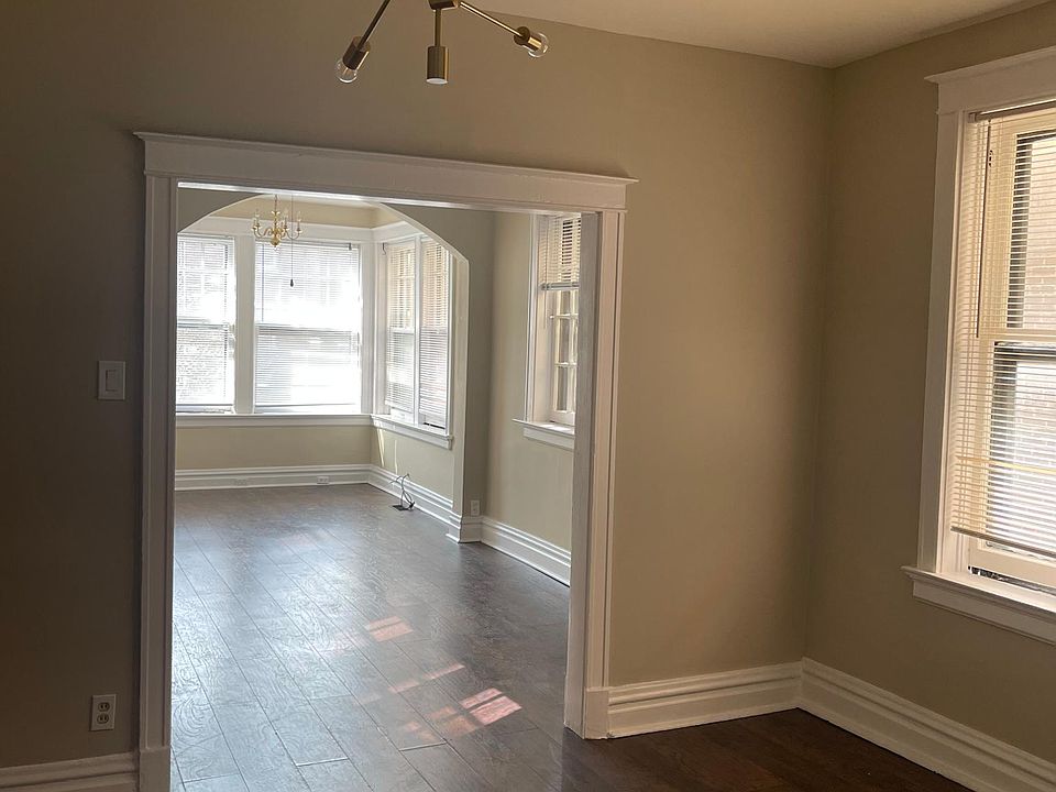 1st image of 724 Westgate Ave Floor 1