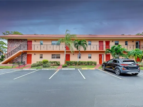 1957 SW Palm City Rd APT B, Stuart, FL 34994