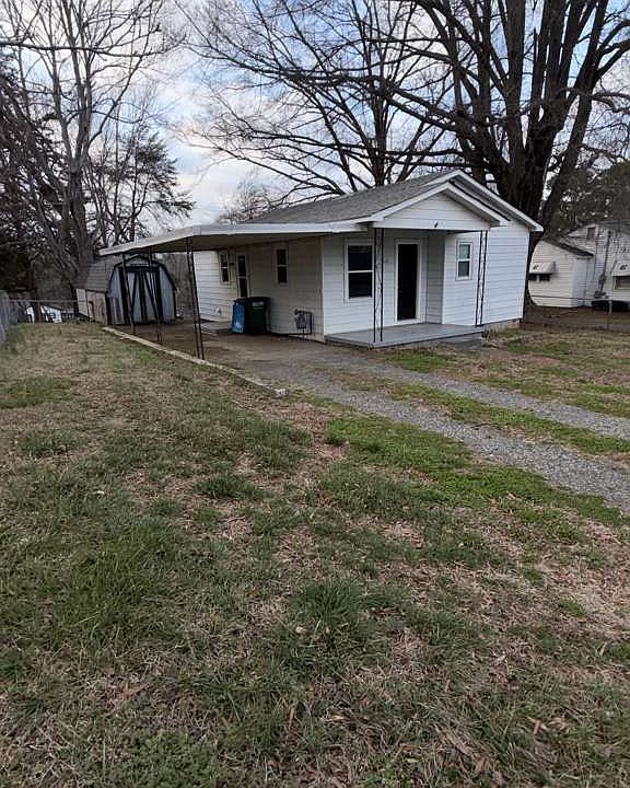 1st image of 106 Hillcrest Dr