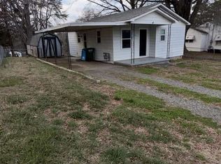 106 Hillcrest Dr, Bessemer City, NC 28016
