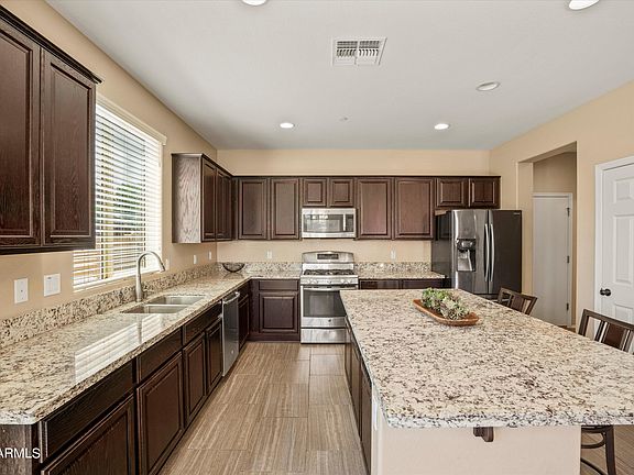 3rd image of 9156 W COOLBROOK Avenue