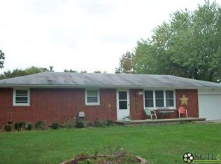 5683 W Ohio Ridge Rd, Columbus, IN 47201