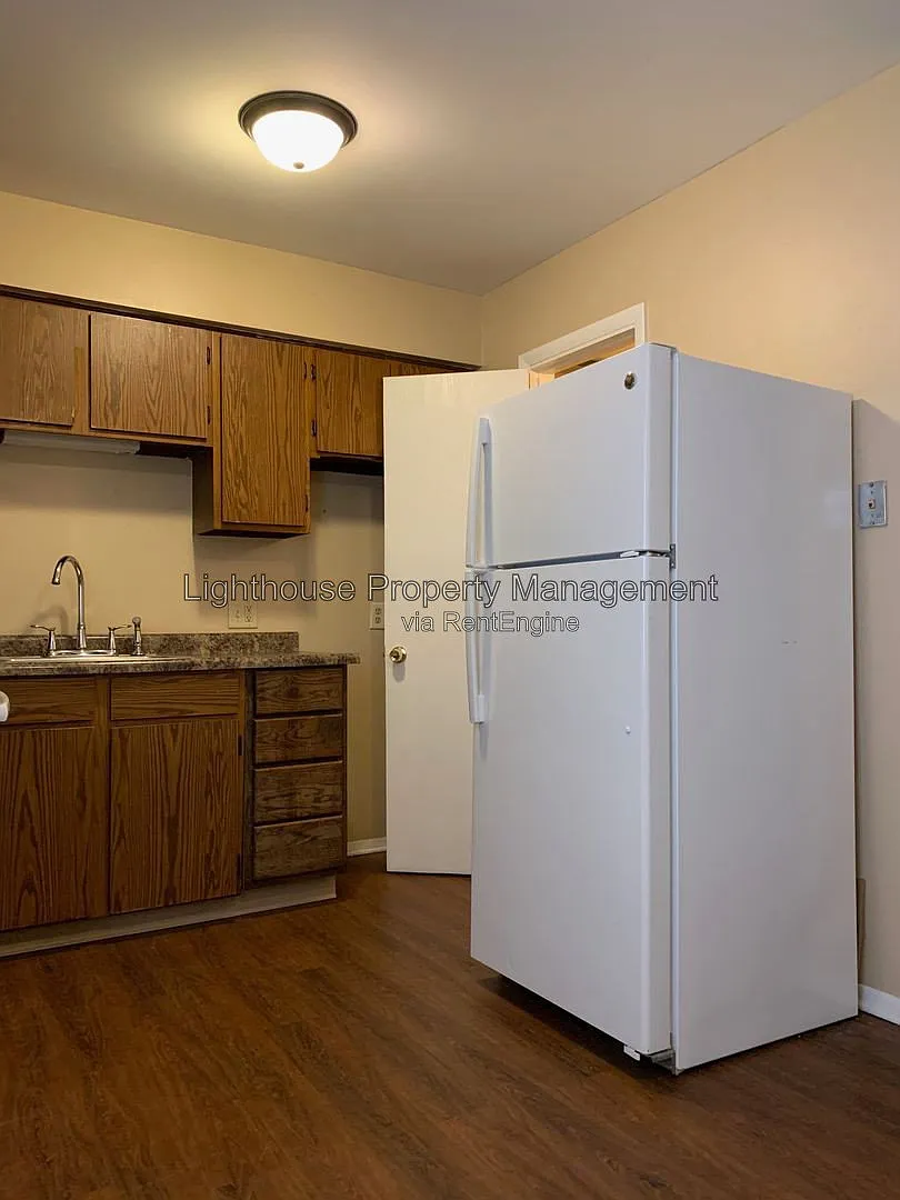 2 bed, 1.5 bath, 800 sqft, $1,295 — Photo 4