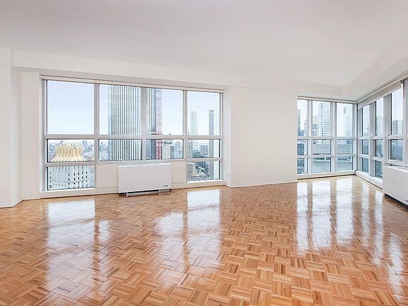 3rd image of 146 W 57th St APT 52D