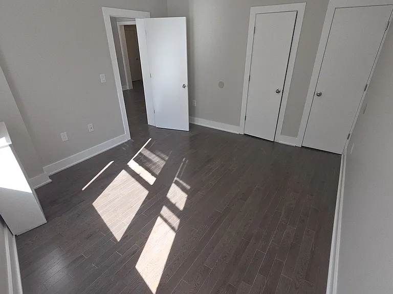 713 Bergen Ave #B — Photo 6