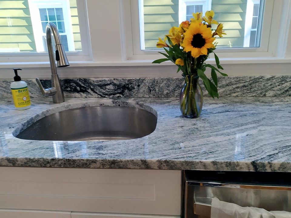 New renovated kitchen with all new granite, sink, dishwasher etc