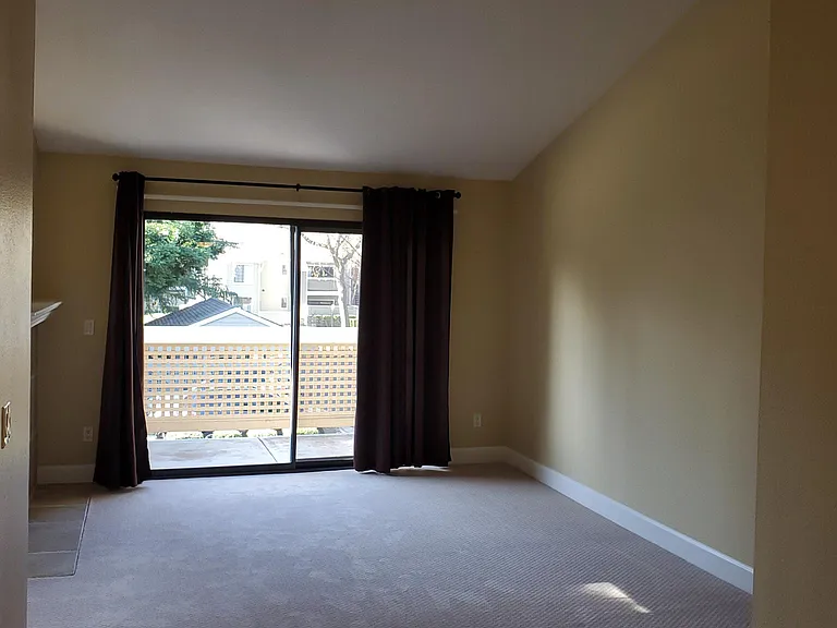 182 Eastridge Dr — Photo 8