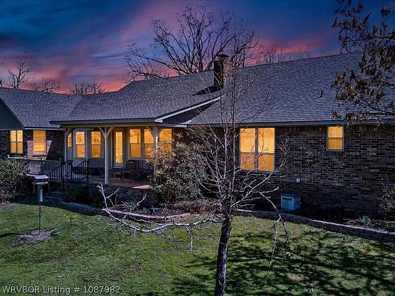 2nd image of 1505 Mount Harmony Rd