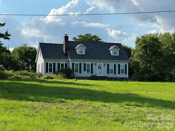 7650 Rocky River Rd, Concord, NC 28025
