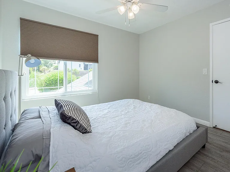 727 Lamplighter Rd — Photo 10