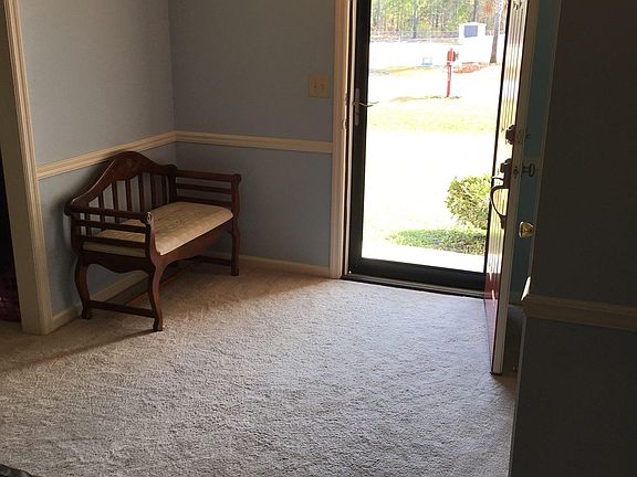 2nd image of 102 Country Side Ct