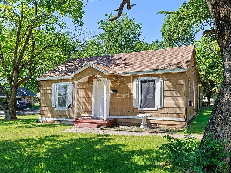 802 W Navasota St — Photo 7