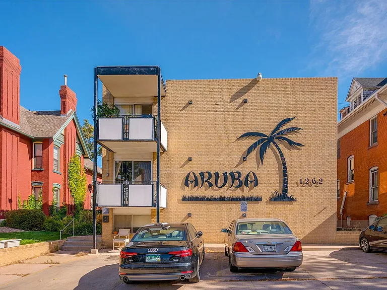 Aruba Apartments — Photo 28