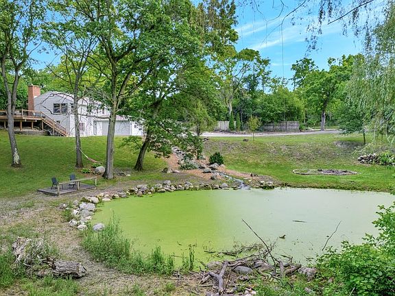 5th image of 39W108 Campton Hills Dr