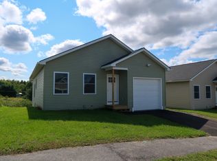 59 Village Cir, Augusta, ME 04330