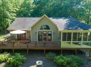 1061 Alexander Dr, Bracey, VA 23919