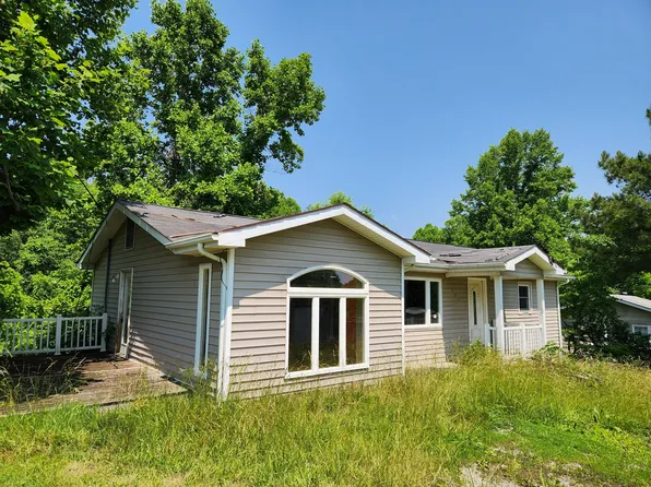 167 Wilderness Ln, Clintwood, VA 24228