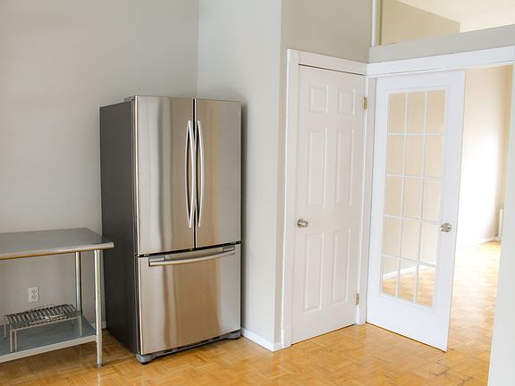 3rd image of 357 6th Ave #Penthouse