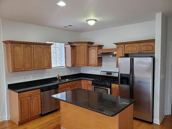 2nd image of 5019 W Lawrence Ave Unit 4E