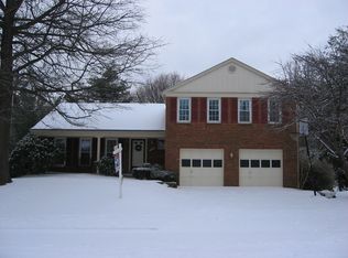 9905 Marquand Dr, Burke, VA 22015