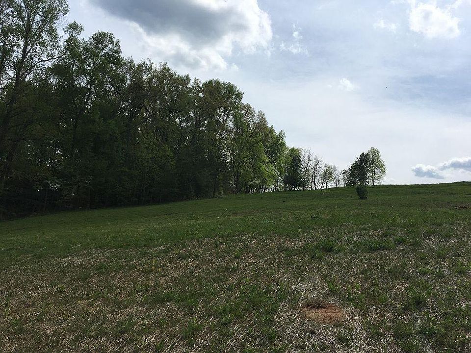2nd image of 131 Tittsworth Springs Rd