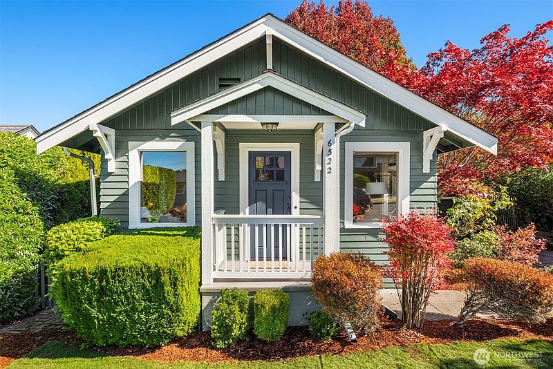 3rd image of 6522 36th Avenue SW