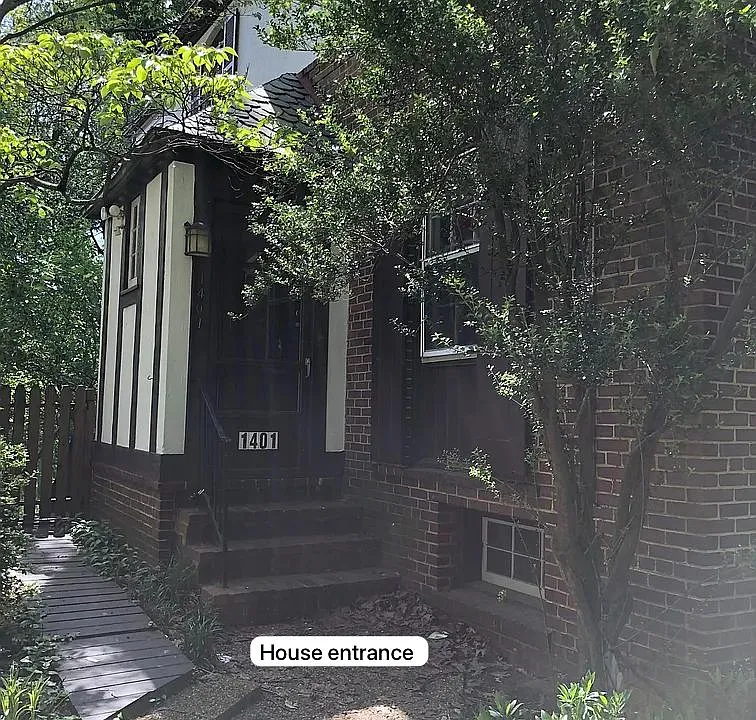 1401 44th St NW