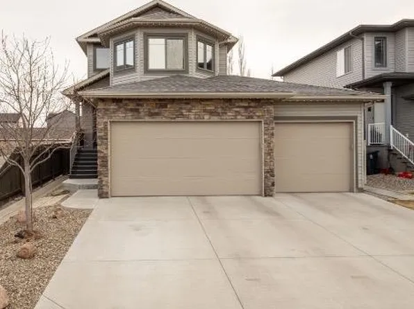 327 W Mildred Dobbs Blvd N, Lethbridge, AB T1H 6G7