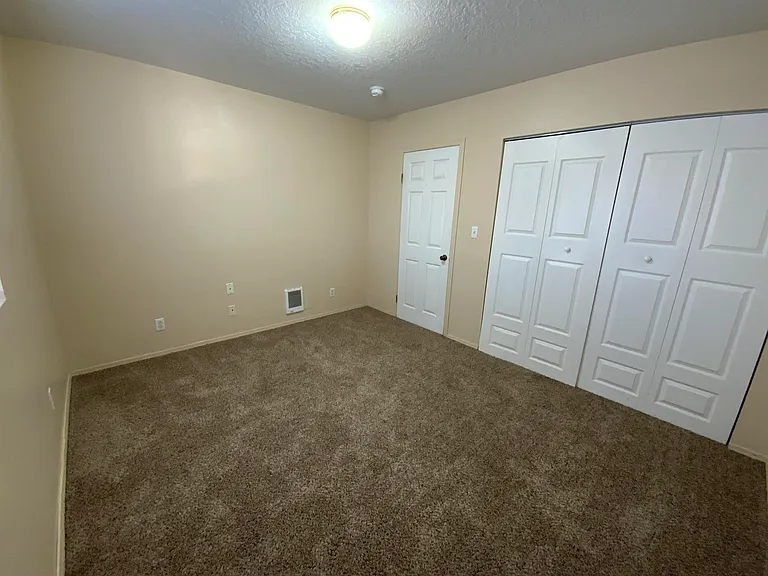 505 Cherry St #B — Photo 8