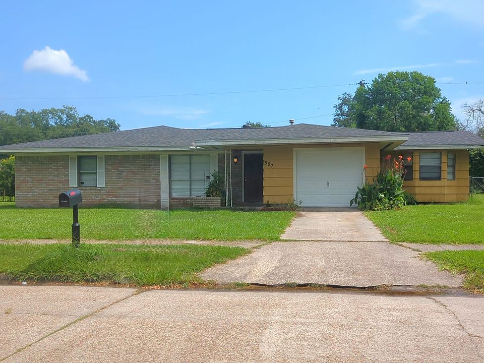 1st image of 507 Camellia Ave