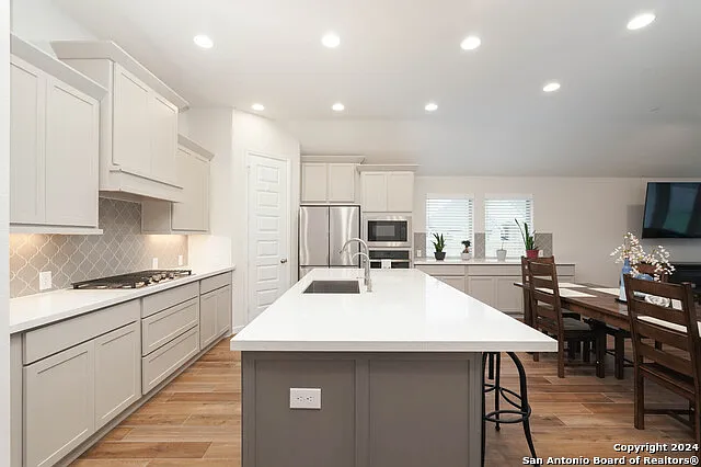 14308 Apache Wls — Photo 11