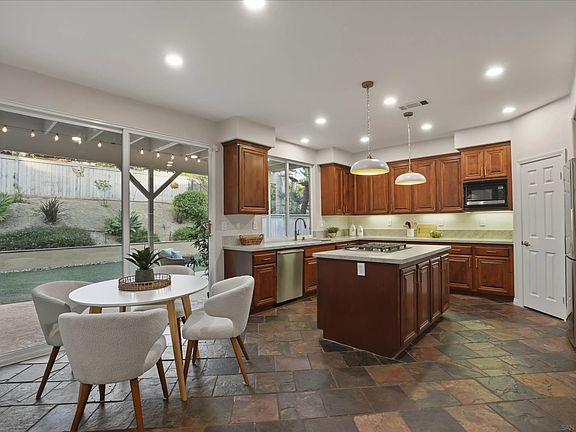 5th image of 6104 Paseo Valiente