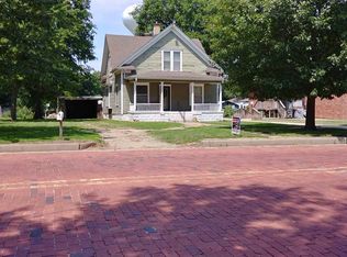 1118 Central St, HARPER, KS 67058