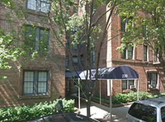 230 East 71st Street in Lenox Hill