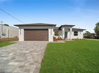 3300 56th St W, Lehigh Acres, FL 33971