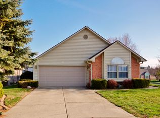 13 Balmoral Ct, Zionsville, IN 46077