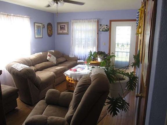 2nd image of 622 E End Ave